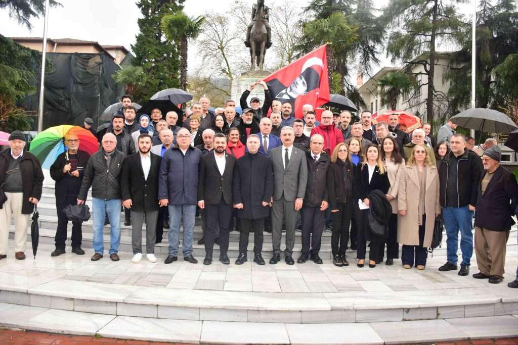 CHP Bursa İl Başkanlığı 18 Mart’ı andı