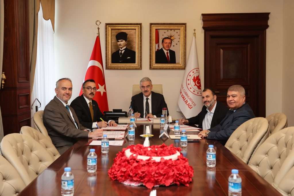 İnegöl’e anlamlı bağış protokolü