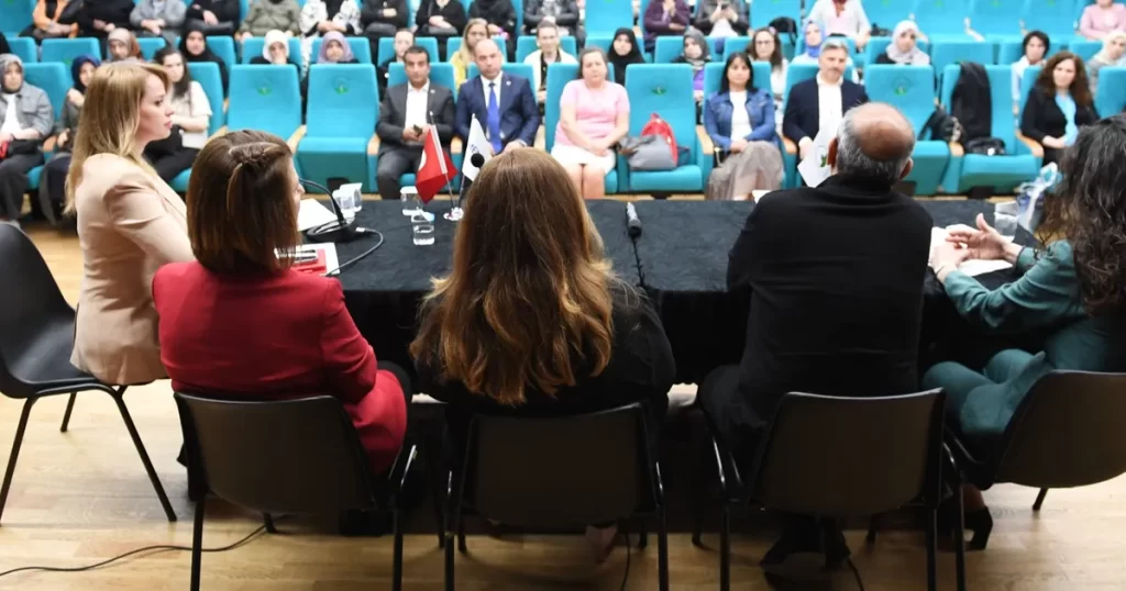Bursa Osmangazi Belediyesi kansere karşı bilinçlendirdi