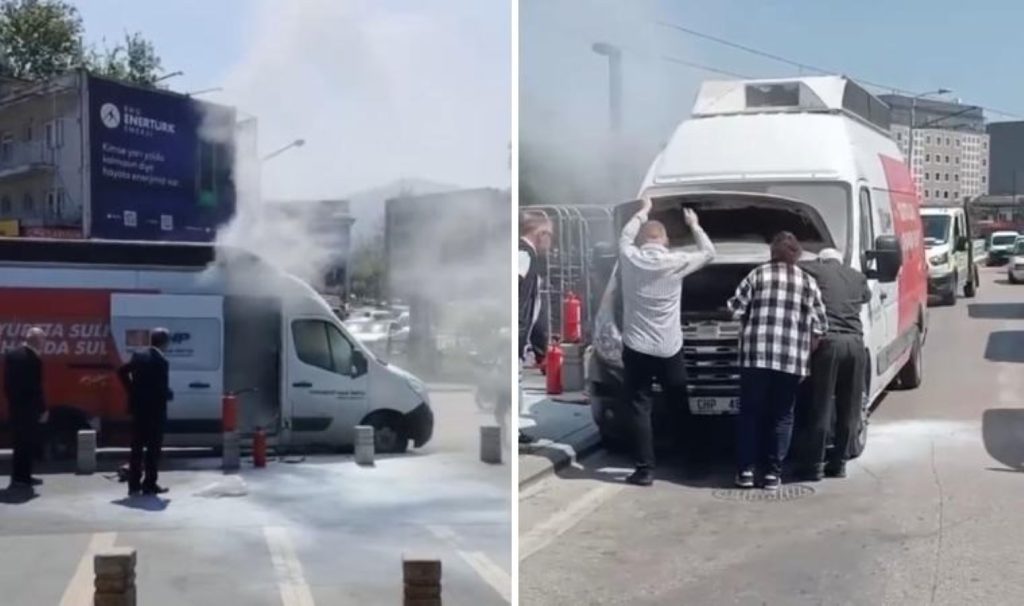 Bursa’da CHP aracı alev aldı: İtfaiye ekipleri yangına müdahale etti