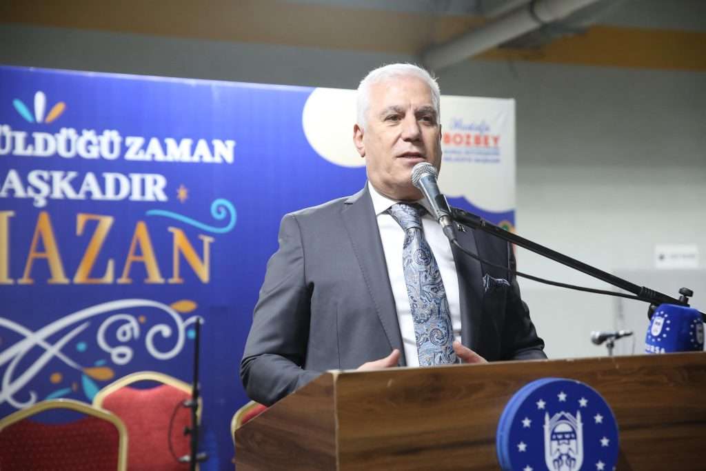 Büyükşehir’den Yunuseli’ye spor tesisi