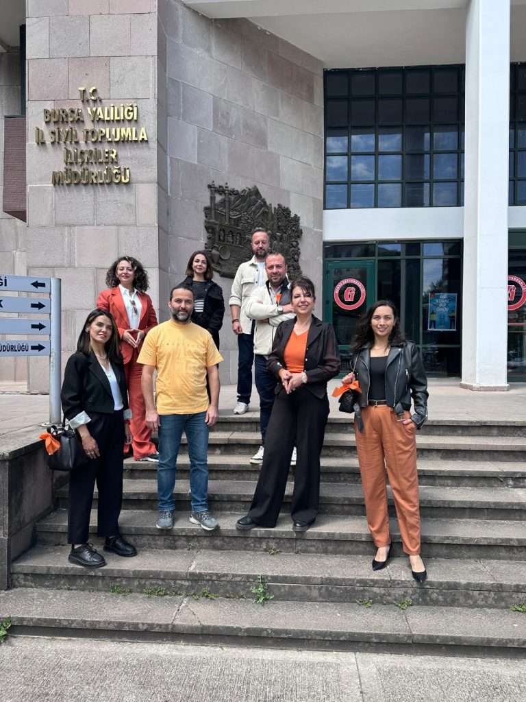 Peyzajder Yola Çıktı