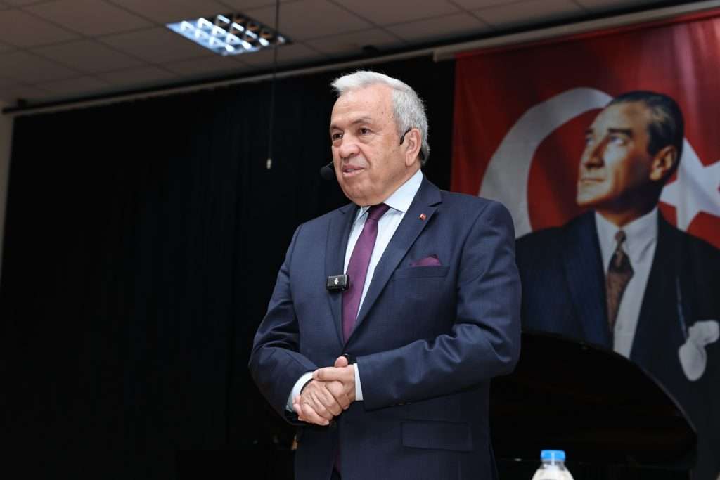 Başkan Şadi Özdemir: Umutlarınızı ve mücadeleyi hiçbir zaman bırakmayın