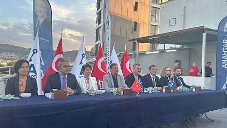 Anahtar Parti’den Bursa Çıkarması:4 Genel Başkan Yardımcısı Sahada