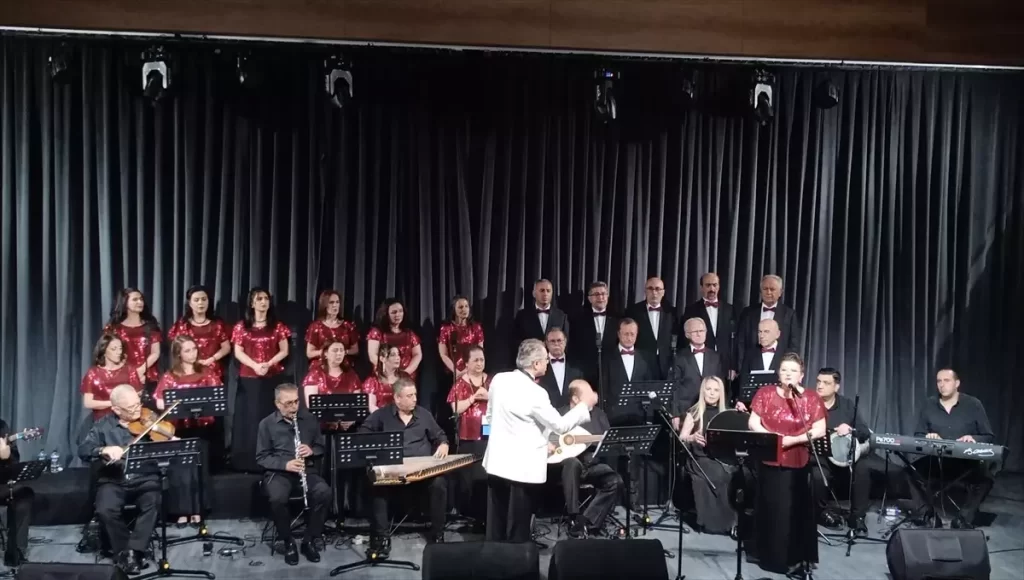 Anneler Günü’nde Türk Müziği Rüzgarı