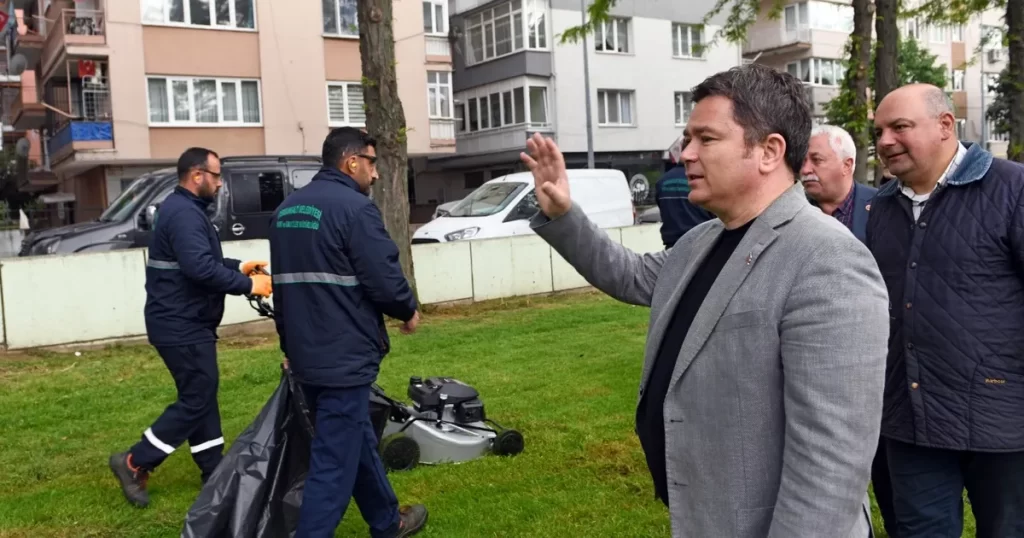 Başkan Erkan Aydın 1 Mayıs’ta emekçilerin yanında