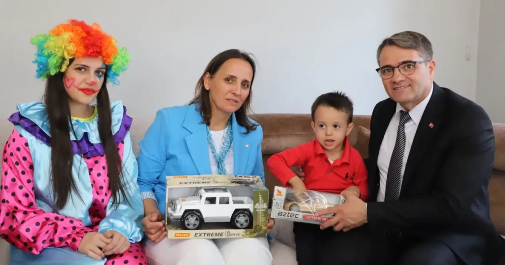 Bursa Yıldırım’da “Gülümsemenin Gücü” projesiyle engelsiz gün