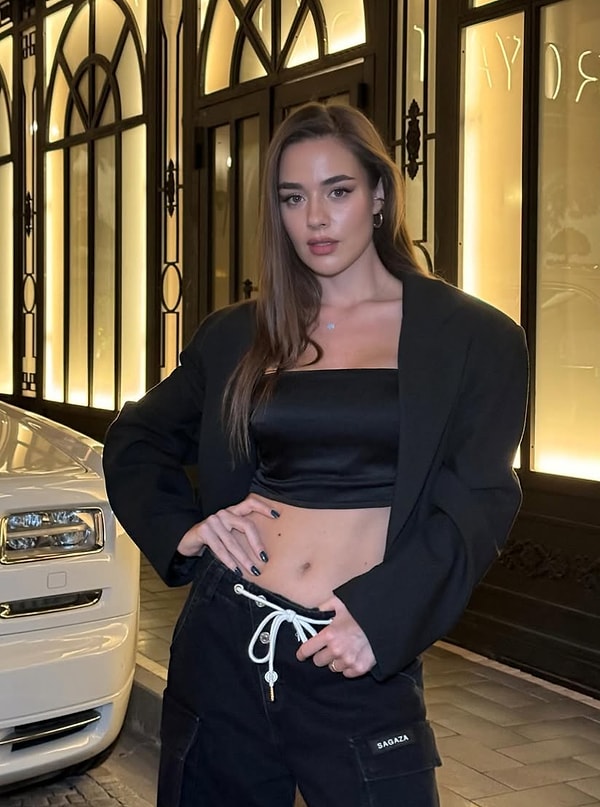 Hande Soral'ın Kardeşi Bensu Soral Kimdir? Bensu Soral Kaç Yaşında, Nereli? Hande Soral'ın Kardeşi Bensu Soral Kimdir? Bensu Soral Kaç Yaşında, Nereli?