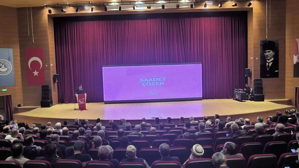 Saadet Partisi Bursa eğitim aldı