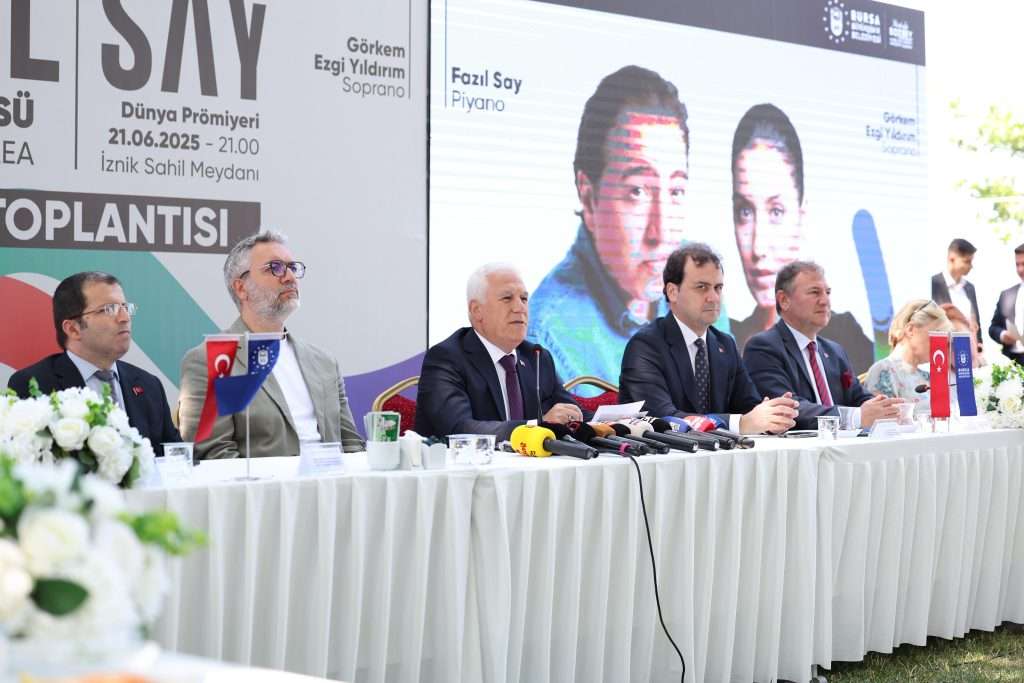 Fazıl Say’dan İznik’e Özel Beste