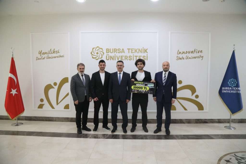 BTÜ Öğrencileri Geleceğin Koltuğunu Tasarladı