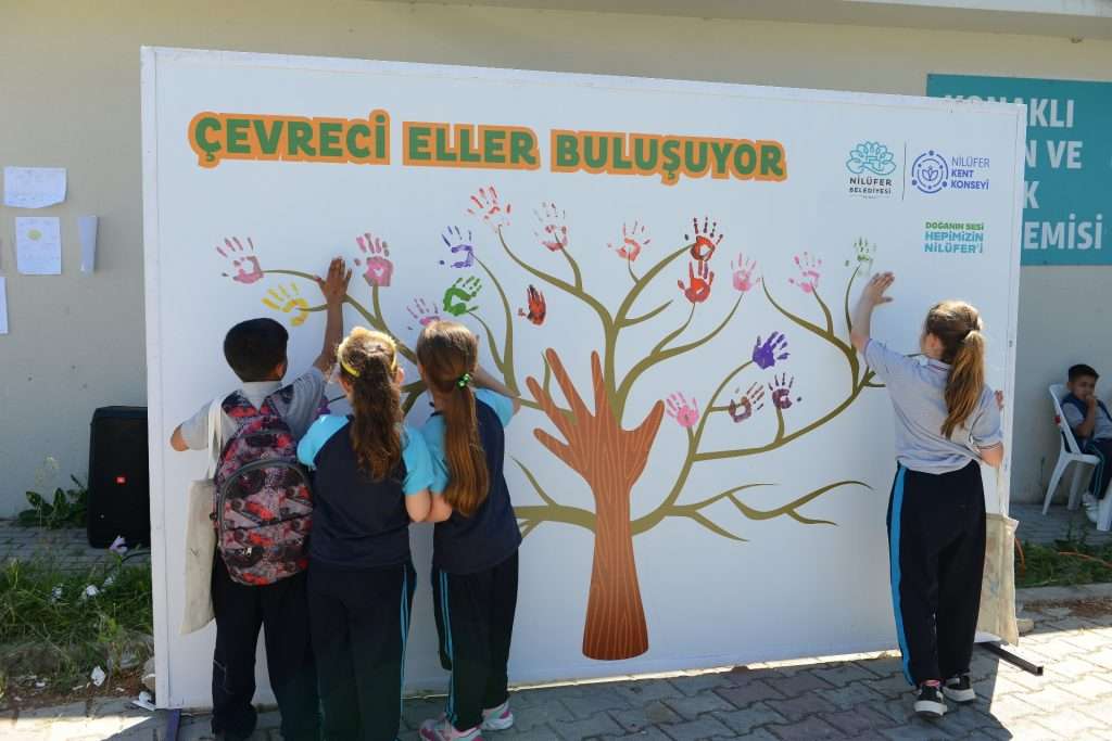 Minik Eller Çevre İçin Konaklı’da Buluştu