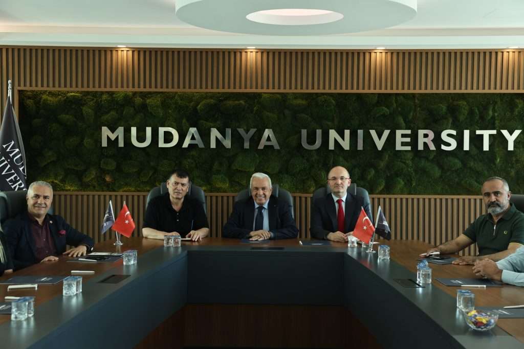 Başkan Şadi Özdemir Özel Eğitim Kurumları Temsilcileri İle Buluştu