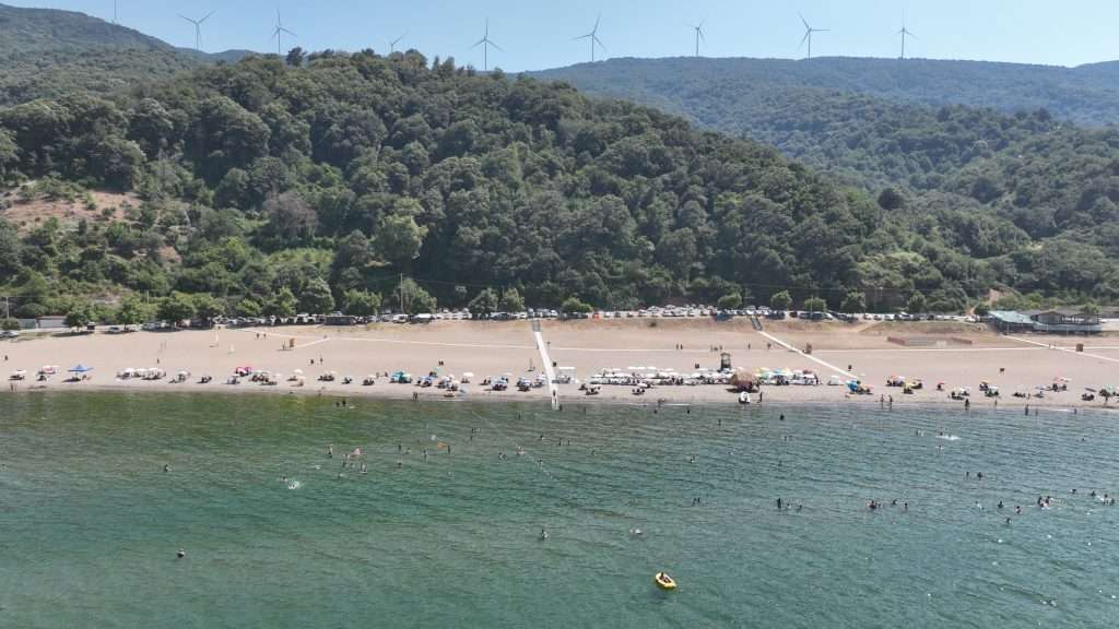 Bursa Sahillerinde ‘Mavi Bayrak’ Dalgalanıyor