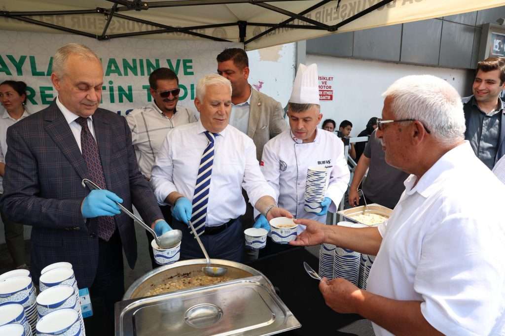 Başkan Bozbey: “Mazot Desteğini Çiftçimizle Buluşturuyoruz”