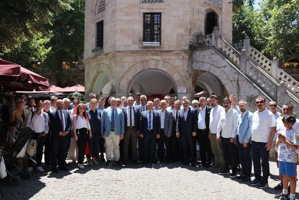 Başkan Bozbey: “Bursa Turizmi İçin Taşın Altına Elimizi Değil, Gövdemizi Koyduk”