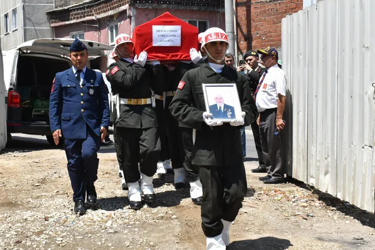 Bursa’da Kore Gazisi Askeri Törenle Uğurlandı
