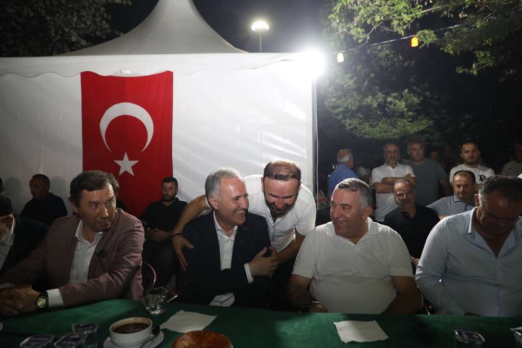 İnegöl'de Kültür Sofrası Kuruldu: 10 Ülkenin Temsilcileri Aynı Masada Buluştu