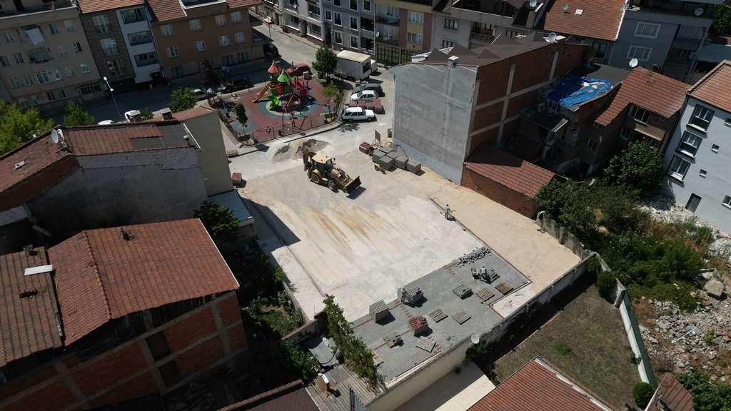 İnegöl Belediyesi Ücretsiz Otopark Hamlesini Kararlılıkla Sürdürüyor