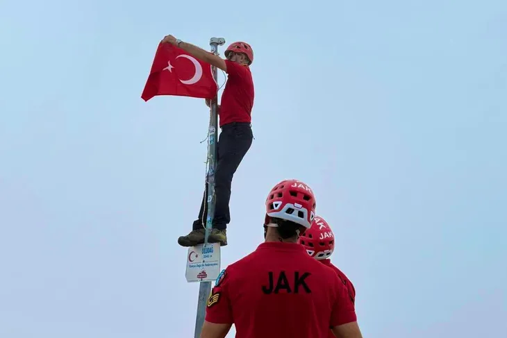 Jandarma 186. yılını Uludağ’ın Zirvesinde Taçlandırdı