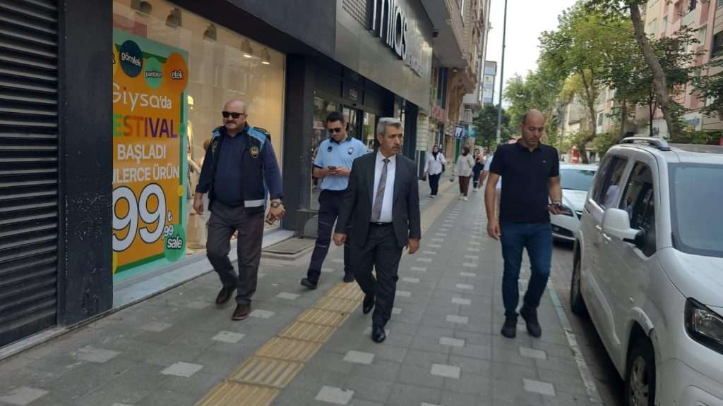 Kaldırımlar Yayaların! Orhangazi’de Kaldırım İşgallerine Geçit Yok