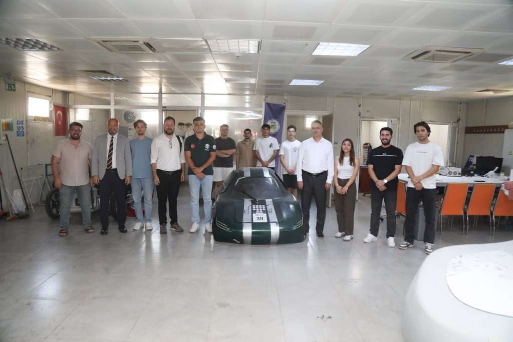 BTÜ Öğrencileri Elektrikli ve Hidrojenli Araçlar Üretiyor