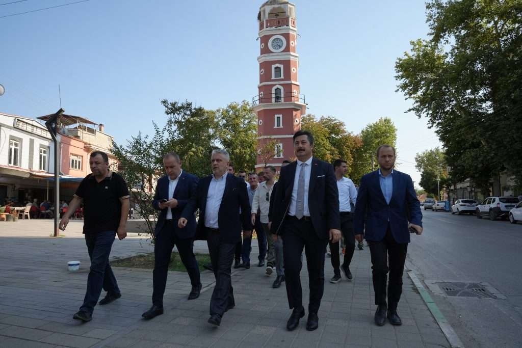 Yenişehir’de Gönül Belediyeciliği Sahada