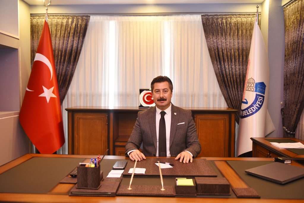 Başkan Ercan Özel’den Zafer Bayramı Kutlaması