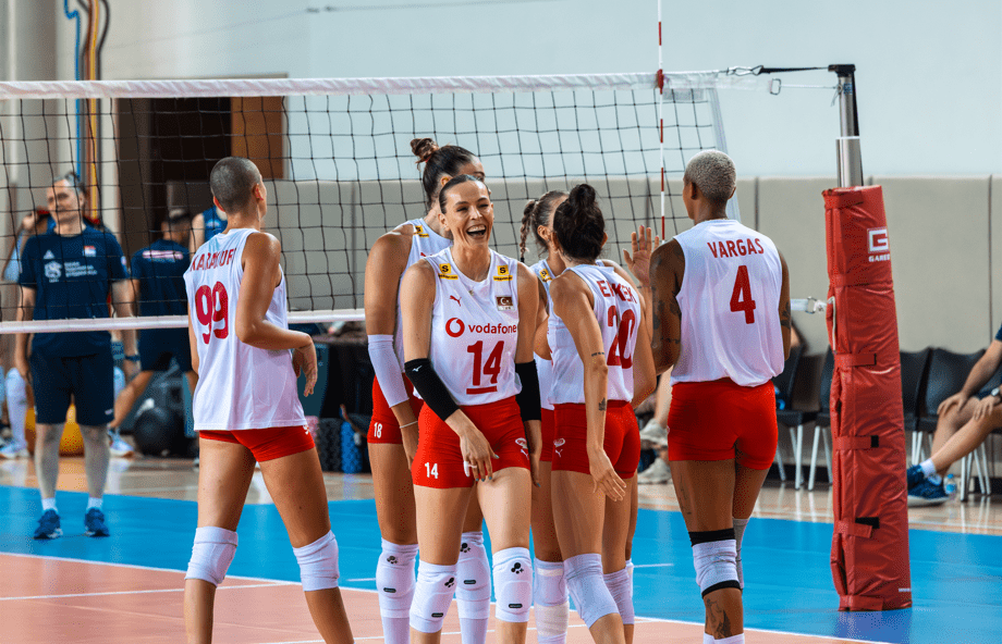 Filenin Sultanları, FIVB 2025 Dünya Şampiyonası’na Gloria Sports Arena’da hazırlandı