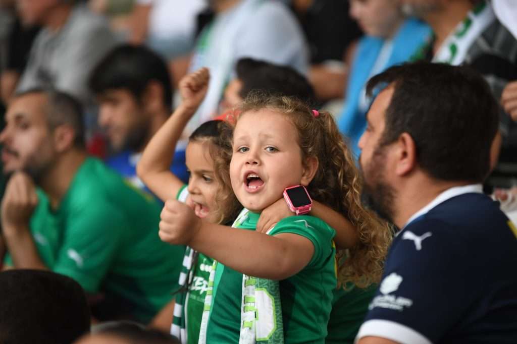 Başkan Erkan Aydın’dan Çocuklara Maç Süprizi