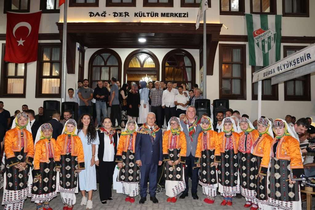 Başkan Bozbey Gençlerin Yanında