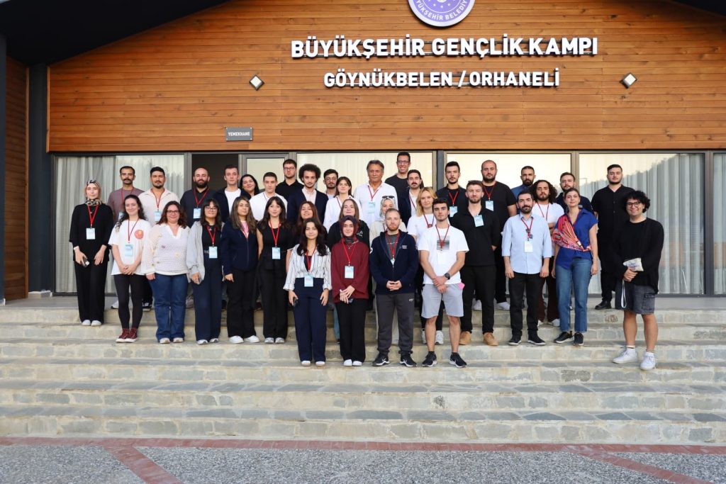 Büyükşehir Belediyesi’nden “Gençliğin Kıyısında Çalıştayı”