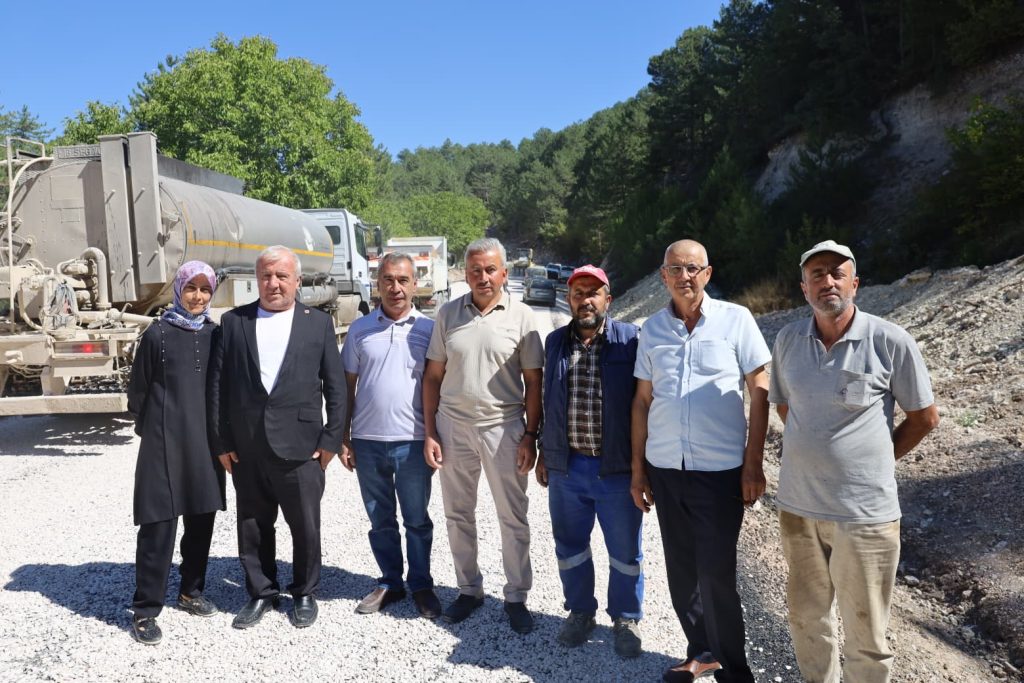 Keles’te Yol Yapım Çalışmaları Başladı