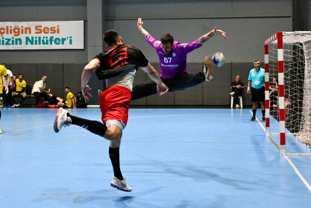 Nilüfer Belediyespor Haftaya Kayıpsız Başladı