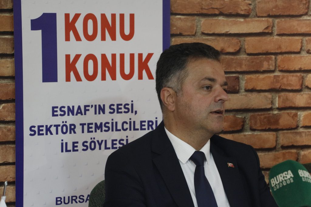 Kırtasiyecilerden Sisteme İsyan: Biz de Mi Giyim Satalım