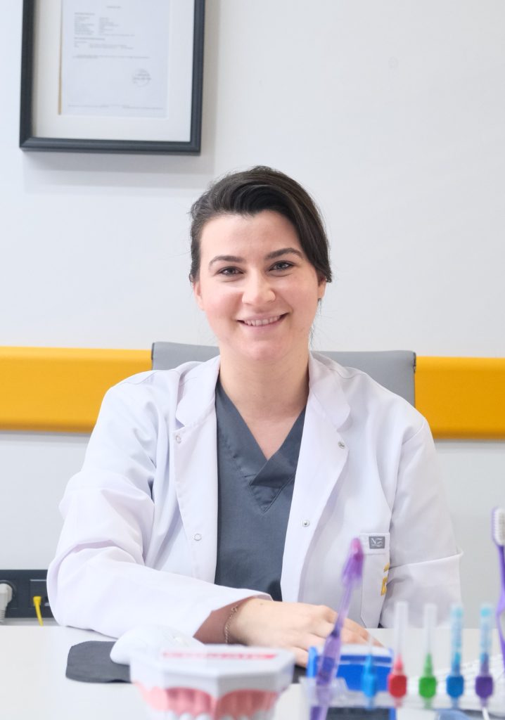 Diş Eti Hastalıkları Kemik Erimesine Neden Olabilir!