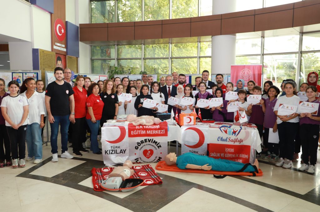 Bursa’da İlk Yardım Günü Kutlamaları Eğitimle Taçlandırıldı