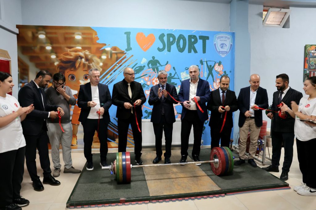 Yıldırım Nuri Erbak Ortaokulu’nda Halter Salonu Açıldı