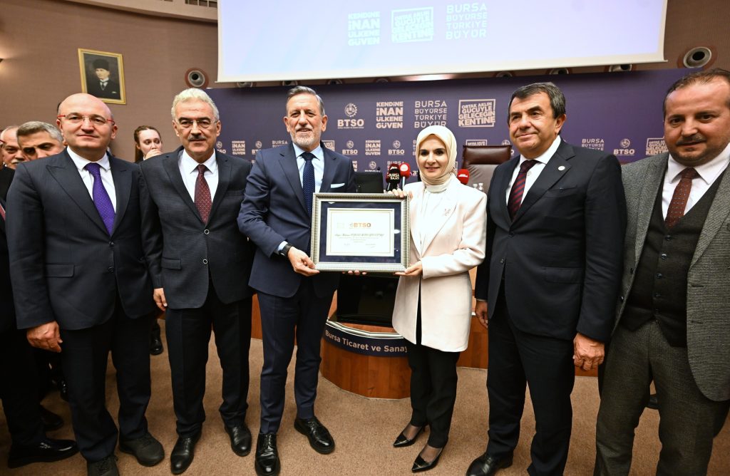 Bakan Göktaş BTSO Zirvesinde