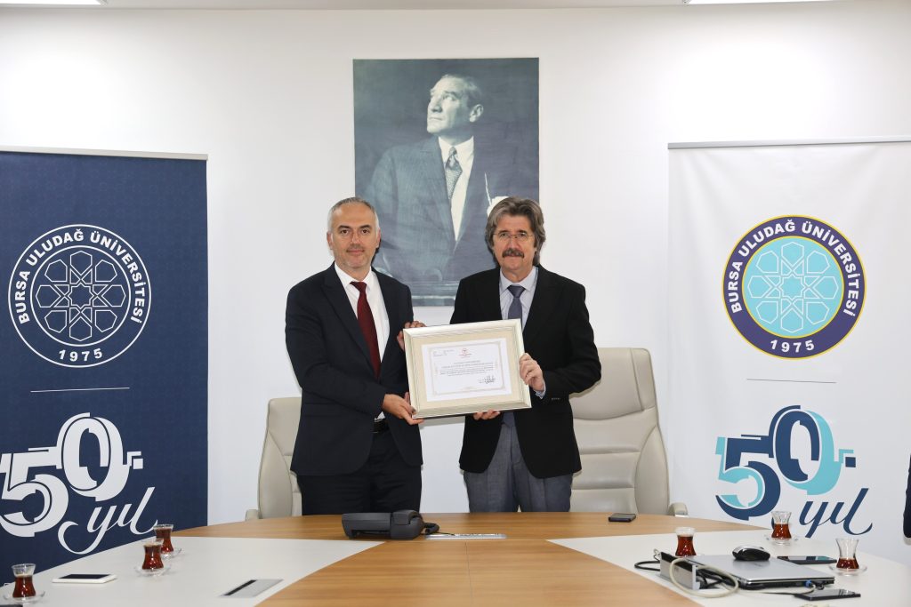 BUÜ’ye Nadir Verilen Özel Belge