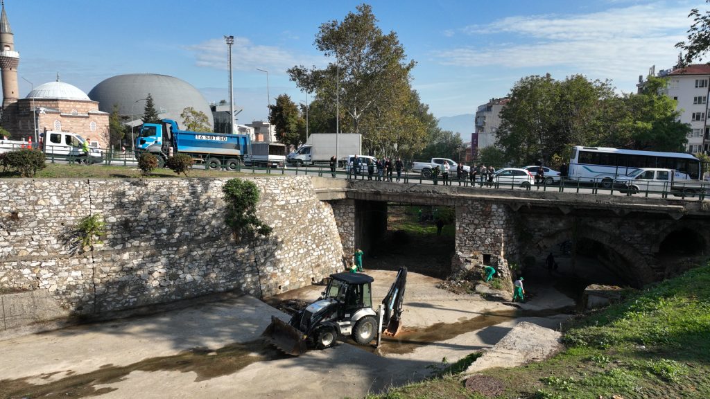 Gökdere İçin Güç Birliği: Kapsamlı Temizlik Çalışması Taşkın Riskini Azaltacak