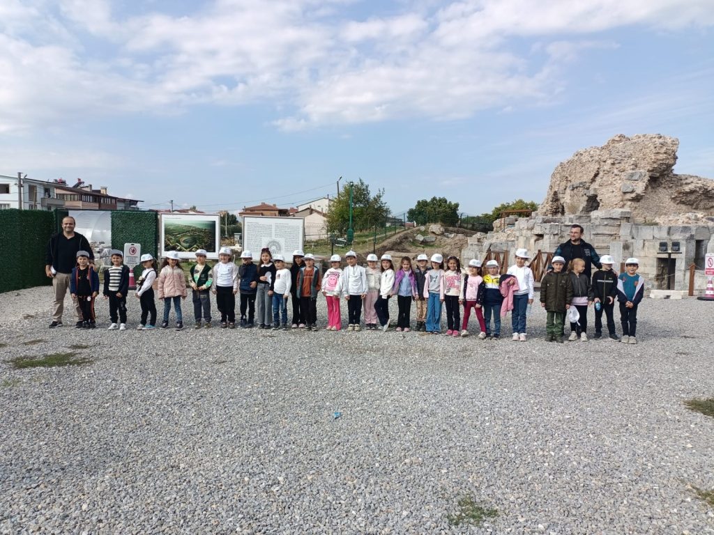 Minik Kâşifler İznik’in Eşsiz Tarihini Keşfediyor