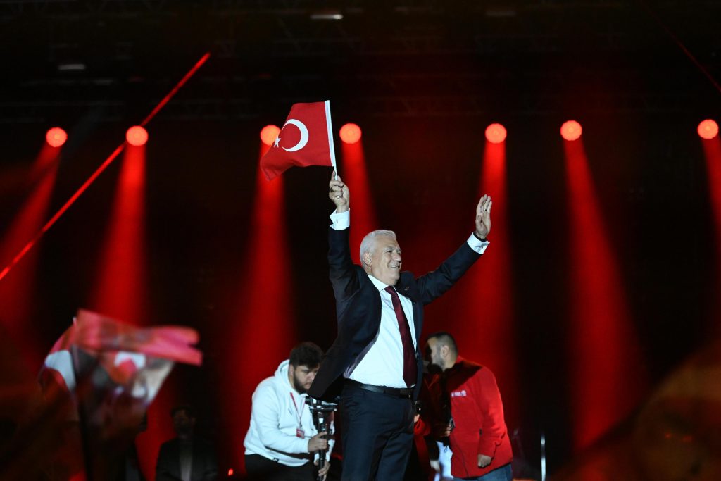 Cumhuriyet’in 102. Yılı Coşkusu Bursa’yı Sarıyor