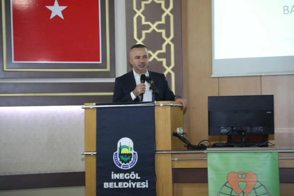 İnegöl Belediyesi Aile Okulu Eğitimlerine Başladı