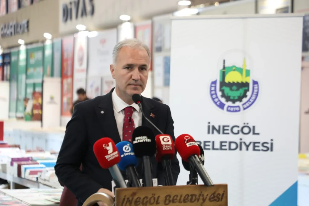 İnegöl Kitap Günleri Kapılarını Açtı