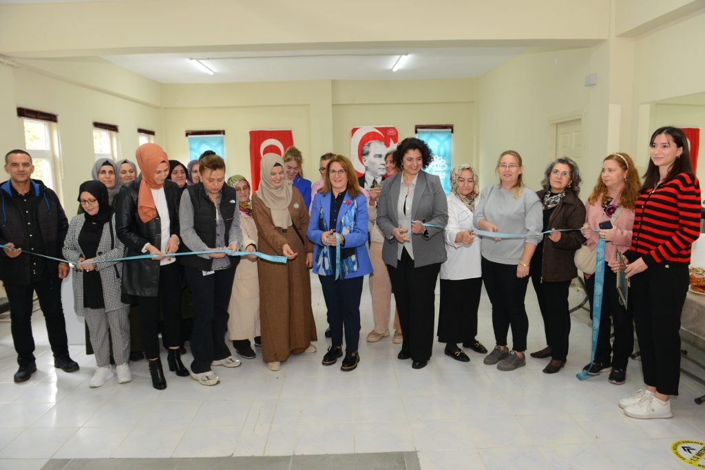 Nilüfer Belediyesi Desteğiyle Ahmet Yesevi Kadın Dayanışma Merkezi Açıldı