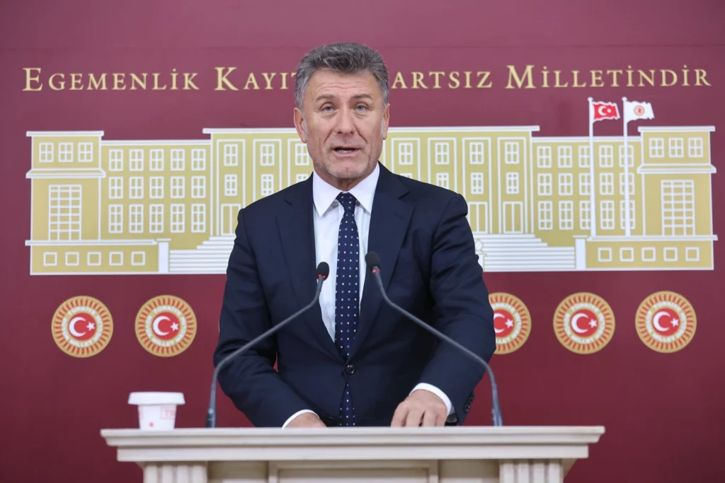 Orhan Sarıbal’dan Su Krizi Çağrısı: ”Bursa Su Kriz Masası” Kurulmalıdır!
