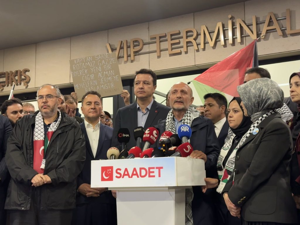 Milletvekilleri Yurda Döndü
