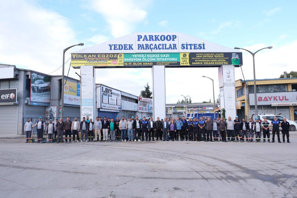 Nilüfer’den Beşevler Sanayi Sitesi’ne Kapsamlı Temizlik: Ruhsat İşlemleri İçin ‘Yerinde Hizmet’ Dönemi Başlıyor!
