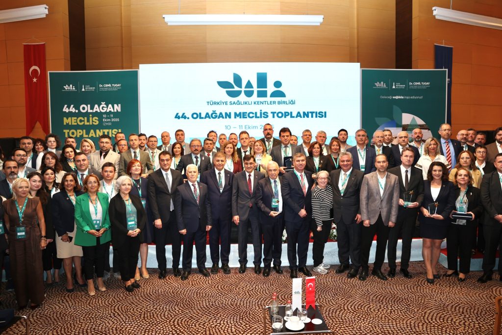 Nilüfer Belediyesi’nin Dijital Katılım Projesine “Akıllı Şehir” Ödülü: Mahalle Komiteleri Türkiye’ye Örnek Oldu